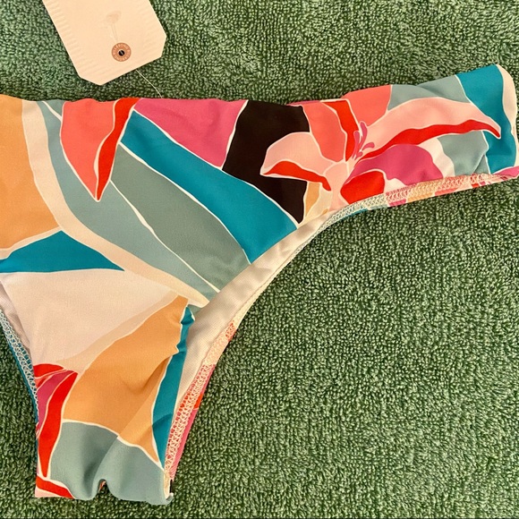 NWT Billabong Wild Sun Hawaii Lo Bikini Bottom - Picture 5 of 14